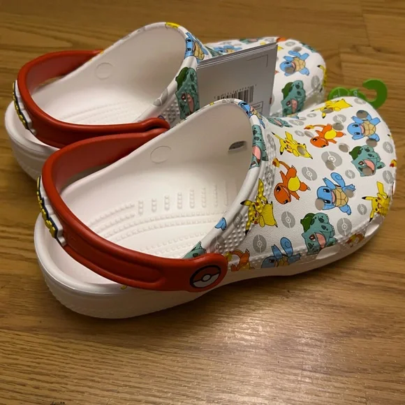 New with tags CROCS X POKÉMON clogs - Picture 7 of 7